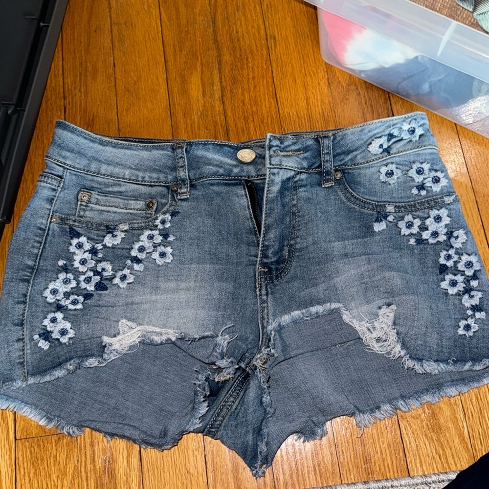 Size 7 high rise jean shorts